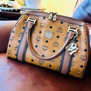 MCM Alma Authentic